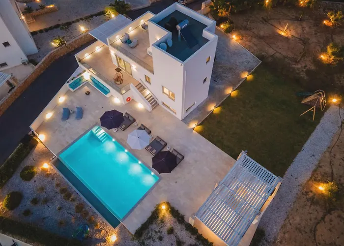 Tholaria Villa